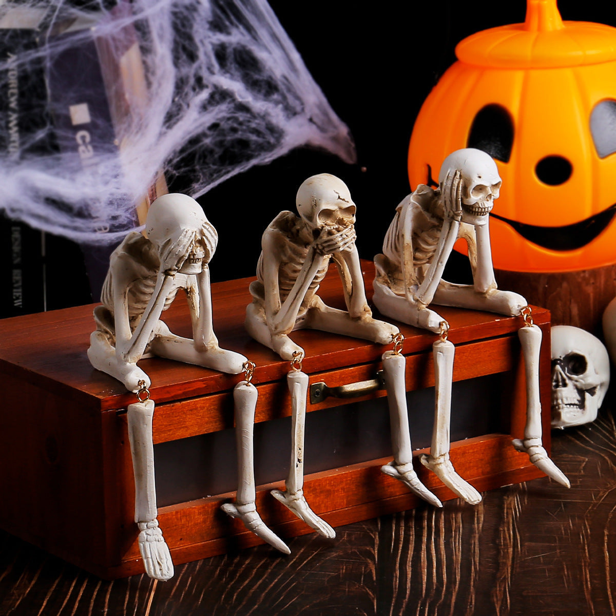 Resin Skull Halloween Decor For Spooky Home Atmosphere