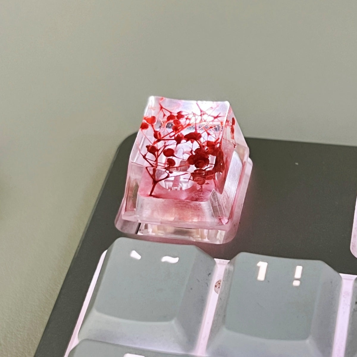Resin Starry Sky Keycap – High Transparency Mechanical Keyboard Keycap