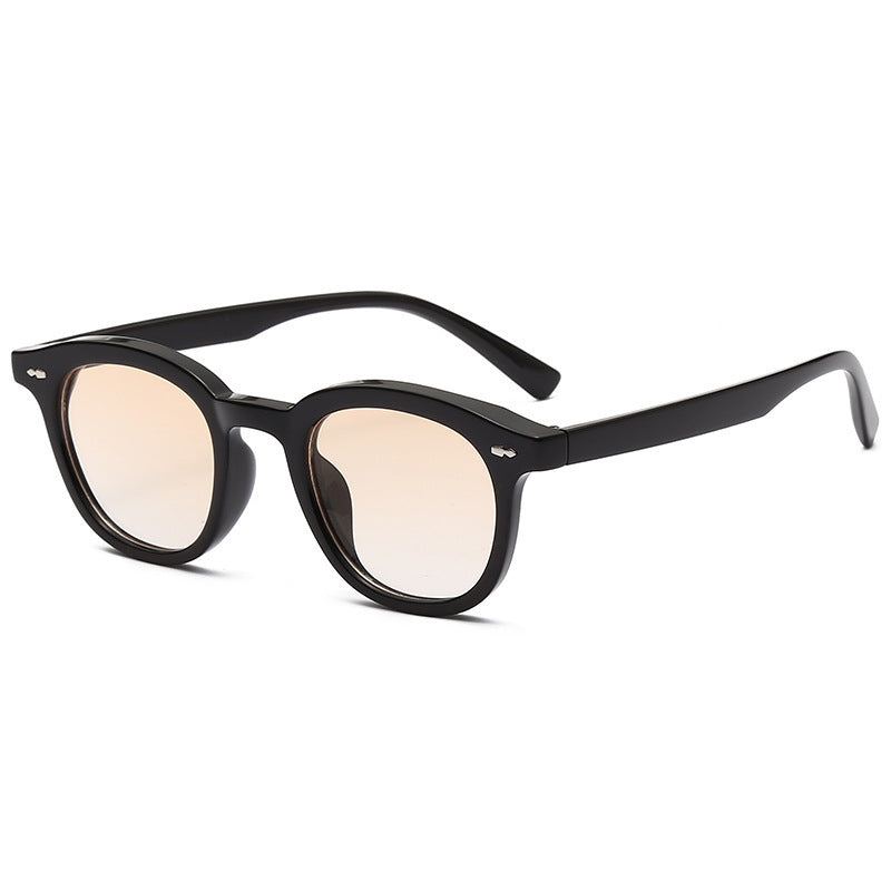 Retro Beige Nail-Detail Fashion Sunglasses
