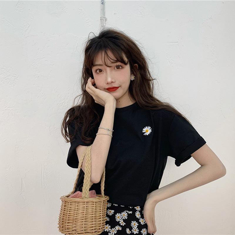 Embroidered Short-sleeved T-shirt