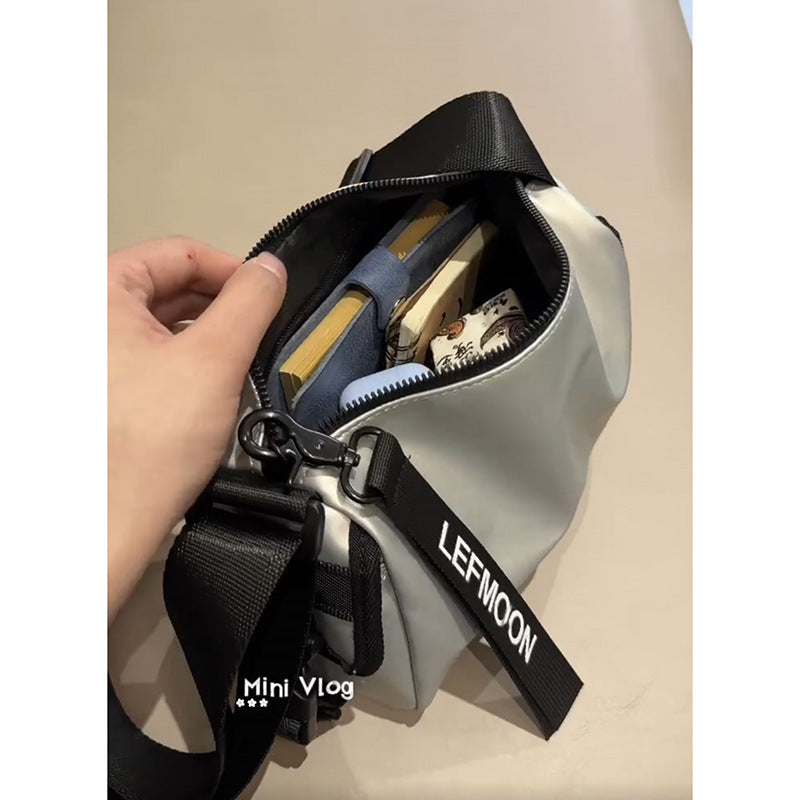 Niche Messenger Bag Unisex Style Small Black Versatile Small Bag