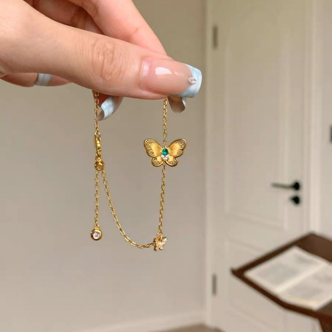 Hollow Butterfly Bracelet Fashion Retro Special Design High Sense