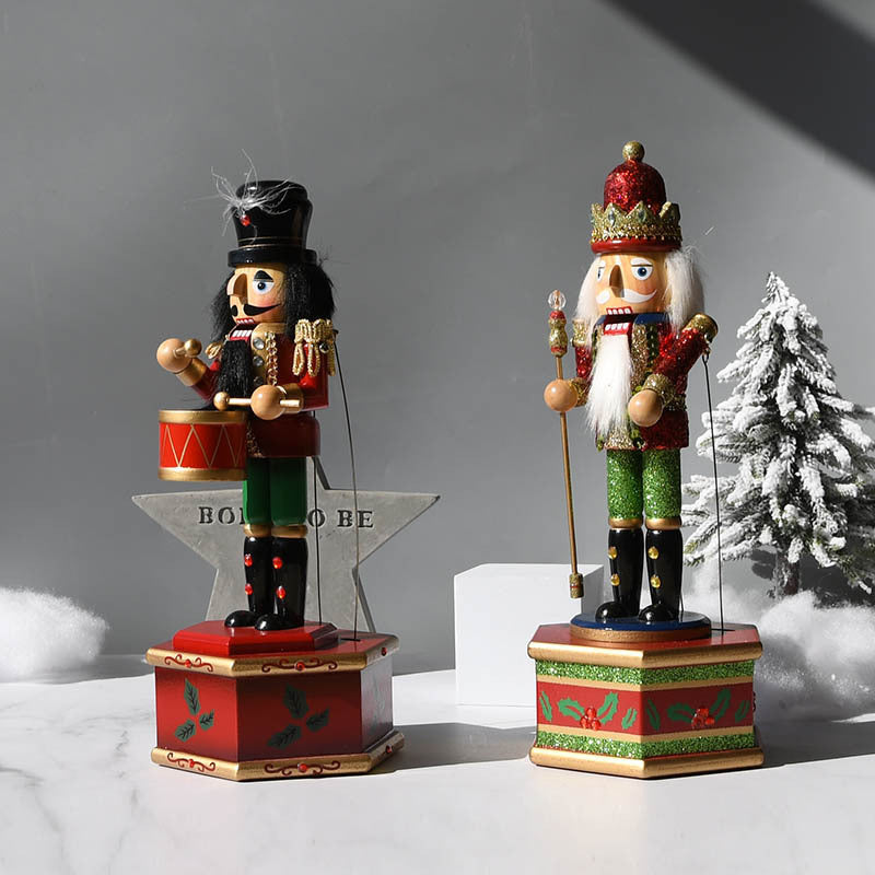 King Soldier Music Box Painted Doll Music Box Crafts