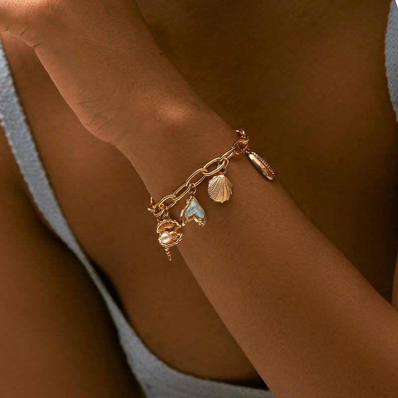 Women's 18K Gold-Plated Bracelet – Retro Copper Pendant Design