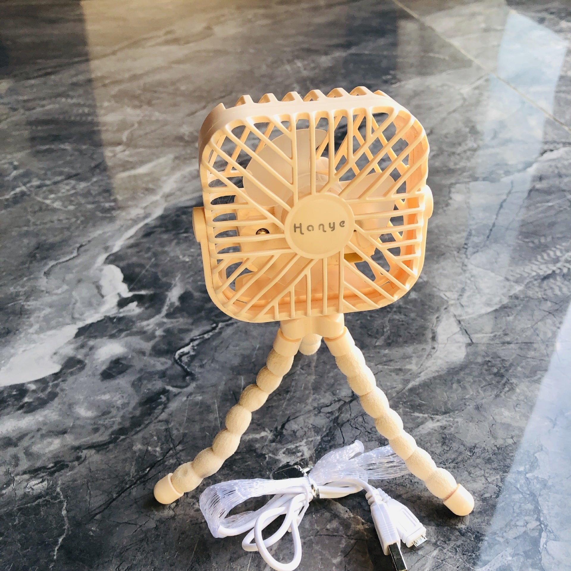 Little Fan Deformation Bracket Handheld Outdoor Fan