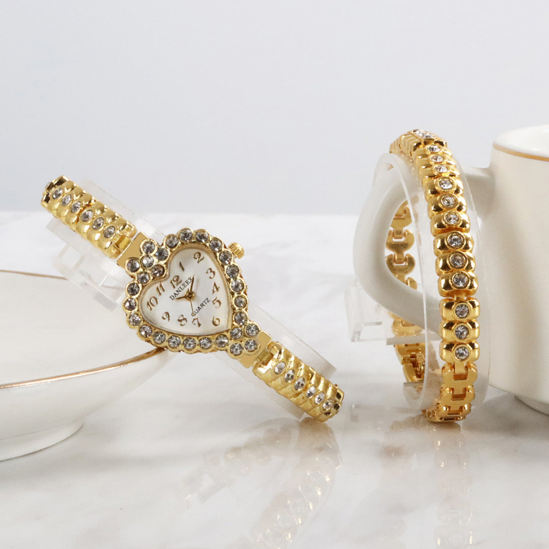 Slim Alloy Heart Shaped Women's Diamond Watch Rhinestones