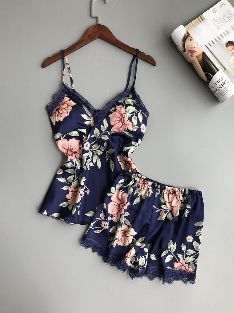 Two-Piece Silk Pajamas Set – Printed Satin Sleepwear for Women