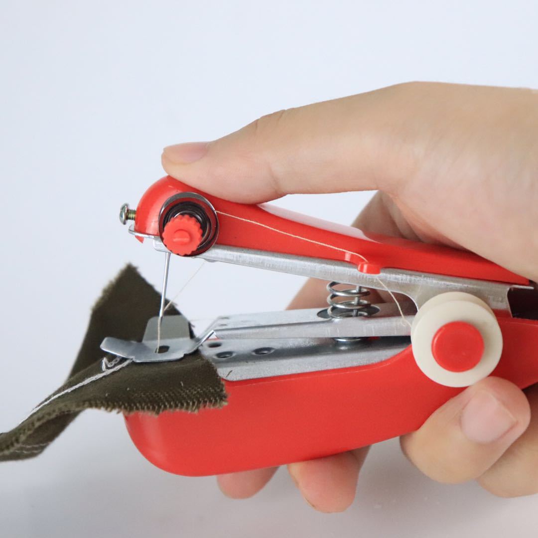 Small Household Hand-Held Portable Manual Sewing Machine – Lightweight DIY Device