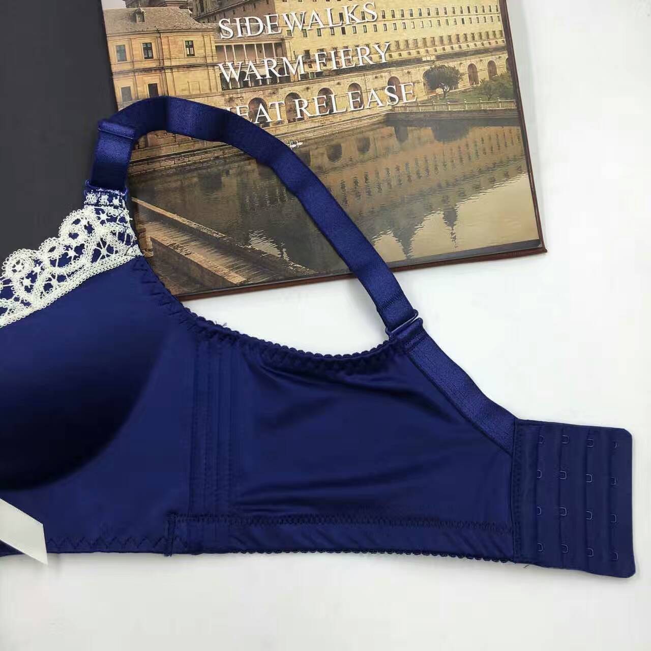Women’s Everyday Bra – Comfortable Support
