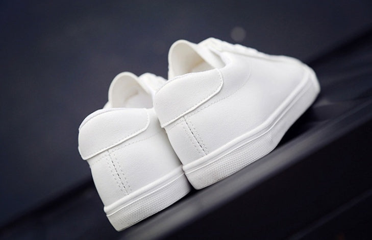 Spring and Autumn Small White Women’s Flat Leather Canvas Casual Shoes