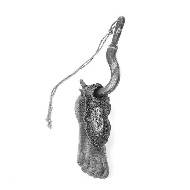 Halloween Broken Limb Pendant – Scary Hanging Prop for Haunted House and Scene Decoration