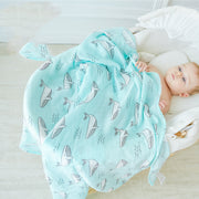 Multifunctional children's bath towel