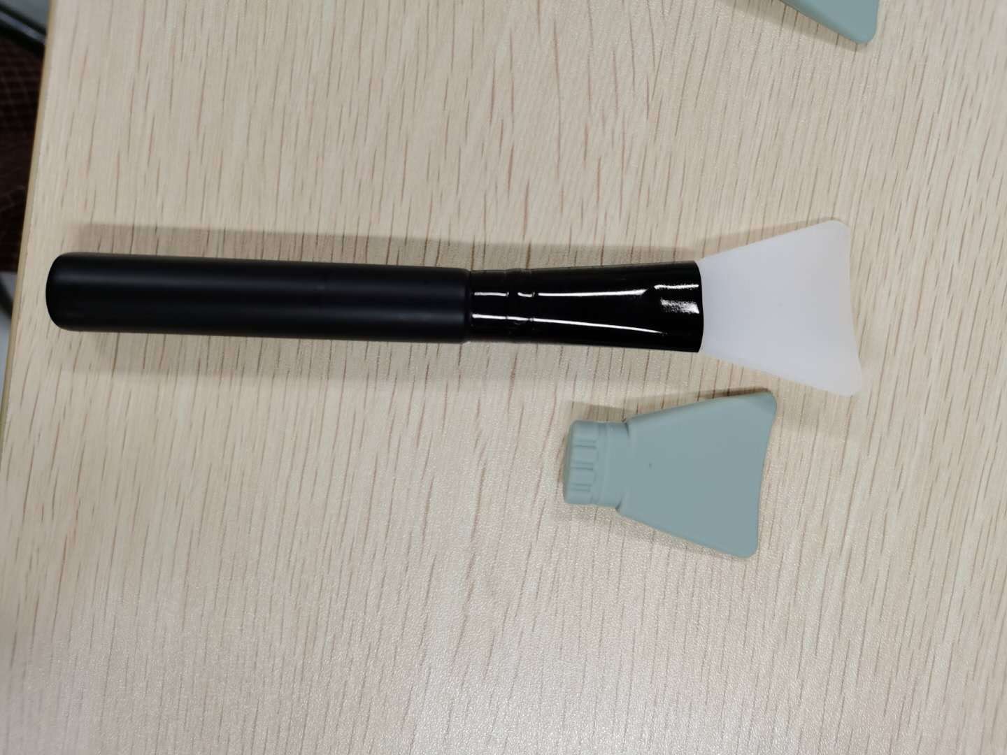Makeup Brush Tool Mask Stick Silicone Adjusting Film Stick