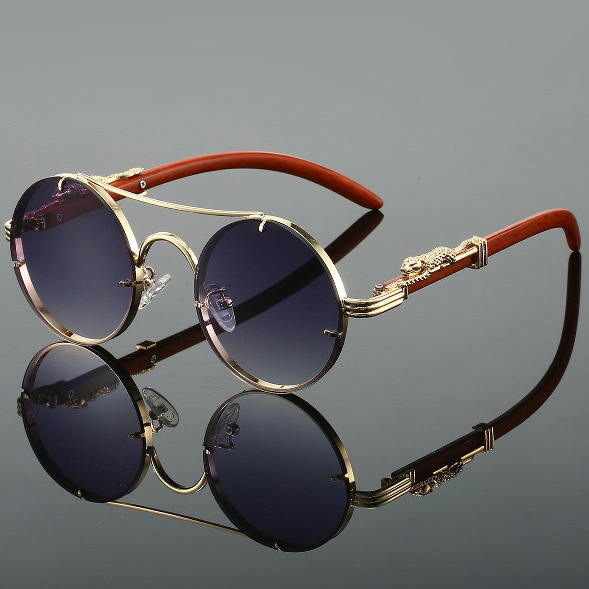 Gold Frame PC Lens Sunglasses – Stylish UV Protection