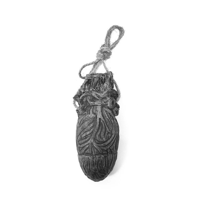 Halloween Broken Limb Pendant – Scary Hanging Prop for Haunted House and Scene Decoration