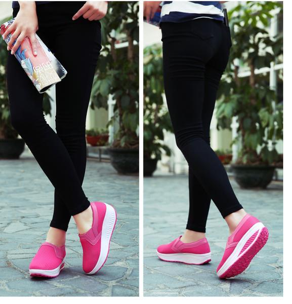 Sports Shoes
