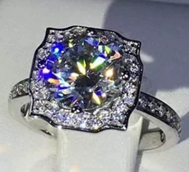 Elegant Silver Zinc Alloy Four-Claw Diamond-Studded Engagement and Wedding Ring