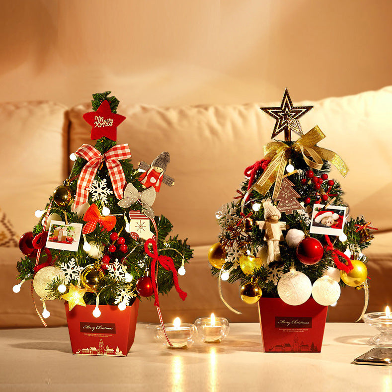 Lighted Mini Christmas Tree Set