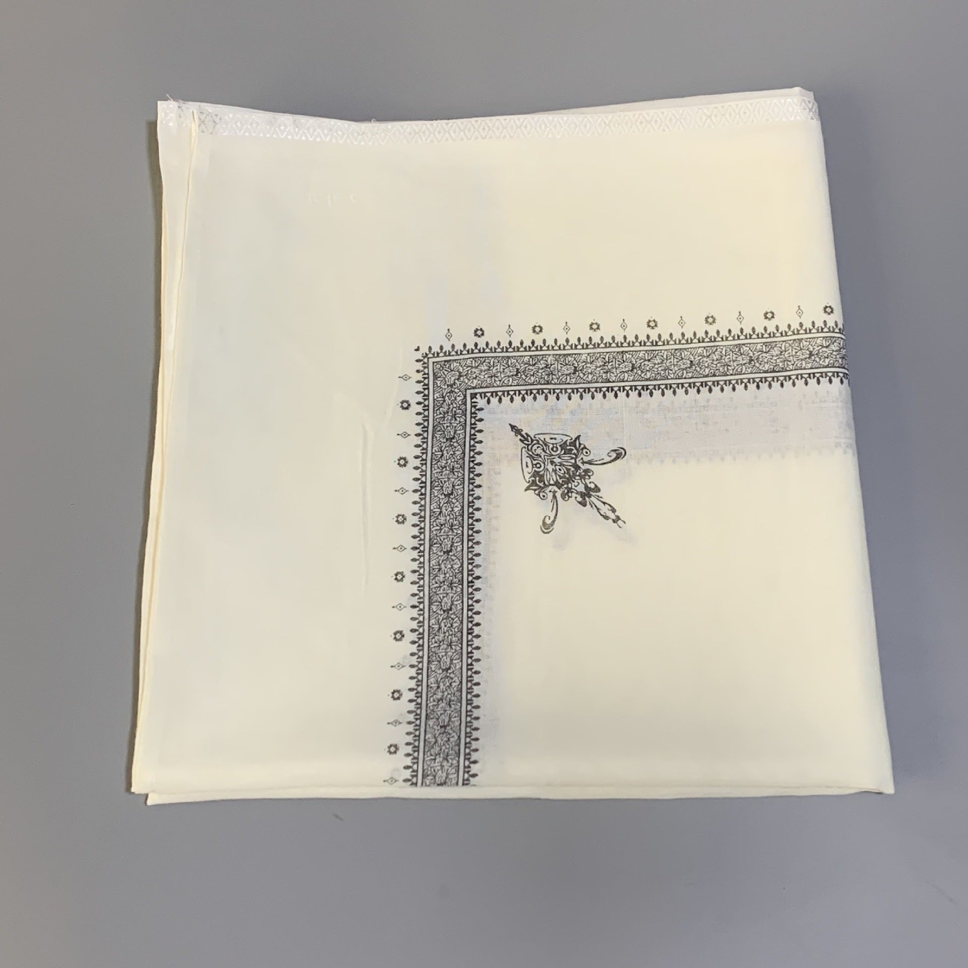 Men’s Fashion Printed Square Scarf