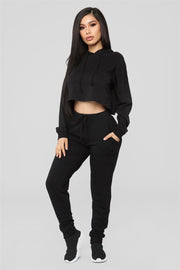 Women’s Cropped Hoodie and Jogger Sweatpants 2-Piece Set