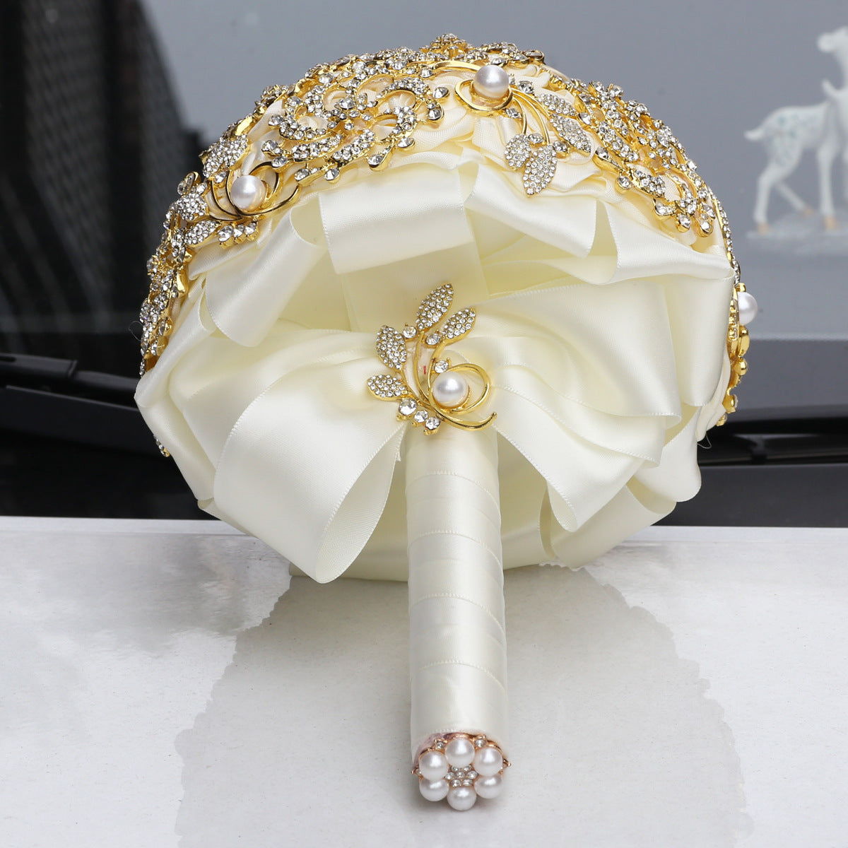 Handmade European-Style Golden Full Diamond Burgundy Bridal Bouquet with Rhinestones