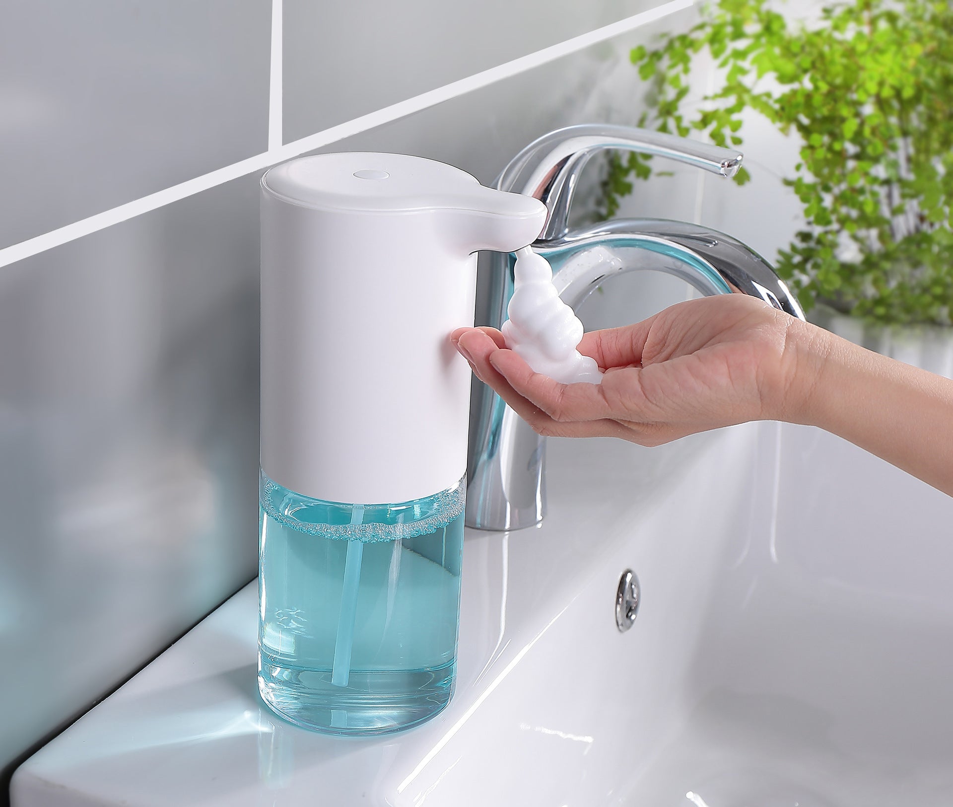 Automatic Induction Foam Soap Dispenser – Smart Touchless Hand Sanitizer Dispenser