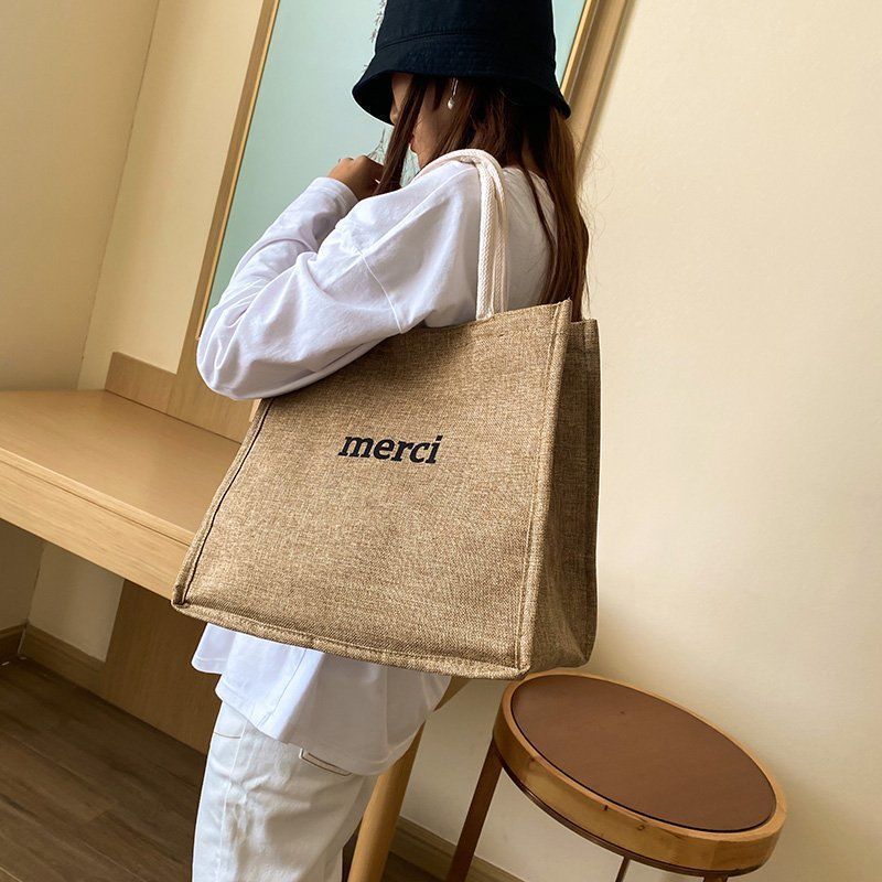 Simple Large-Capacity Single Shoulder Canvas Bag – Durable & Spacious