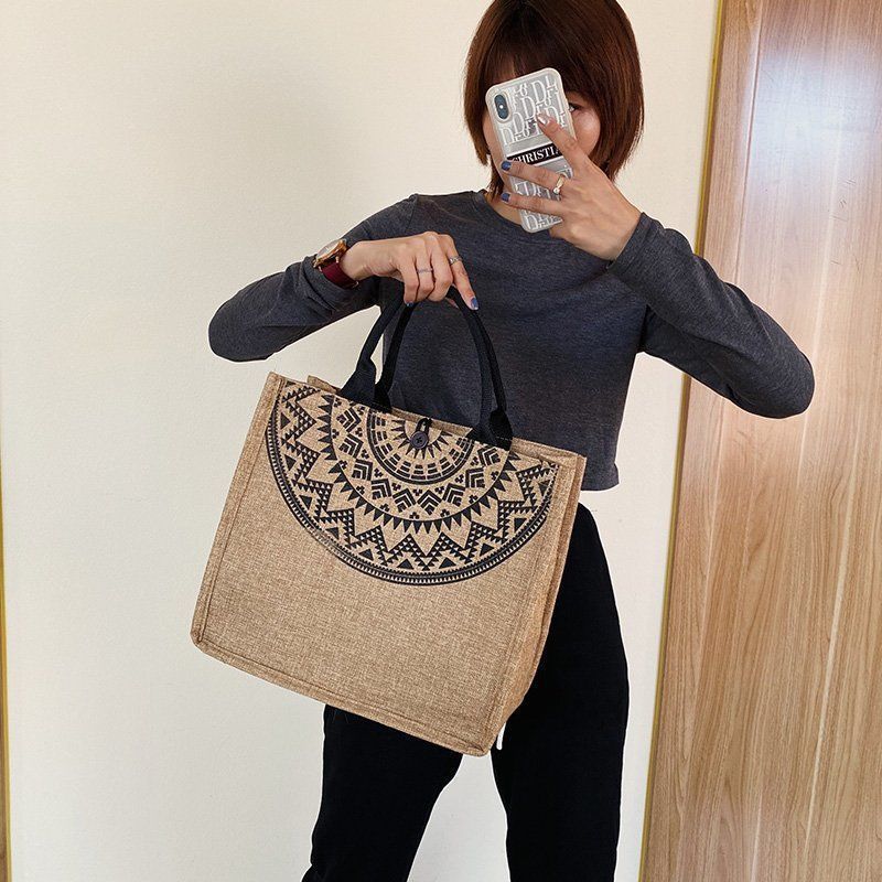 Simple Large-Capacity Single Shoulder Canvas Bag – Durable & Spacious