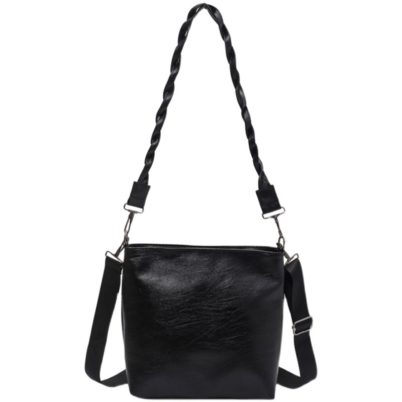 Bag women"s Messenger Bag Large Capacity Single Shoulder Bag New Fashion Versatile Ins Wide Shoulder Strap Small Bucket Bag