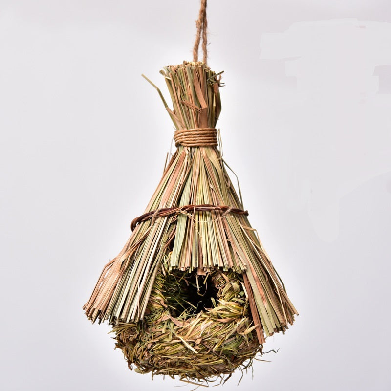 Handwoven Straw Bird Nest – Creative Gardening Decoration for Pet Birds