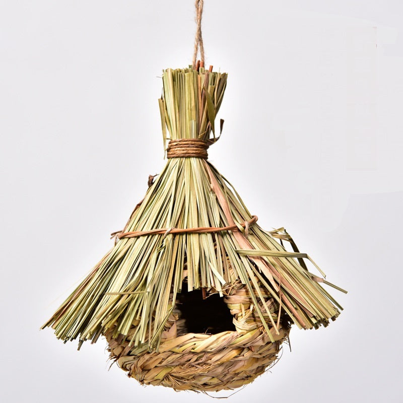 Handwoven Straw Bird Nest – Creative Gardening Decoration for Pet Birds
