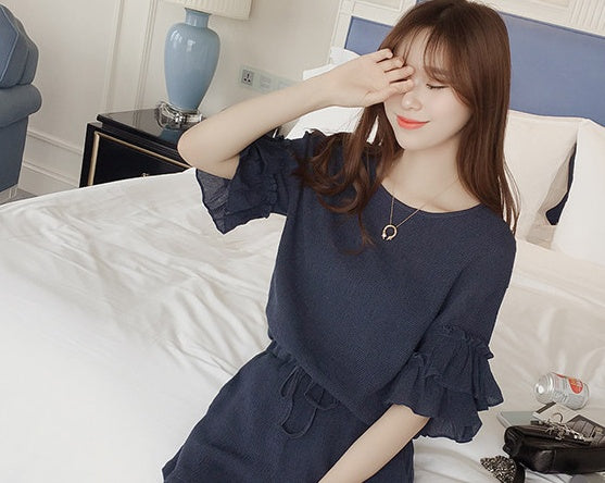 Women's Chiffon Top and High-Waist Shorts Two-Piece Suit – Elegant Summer Set