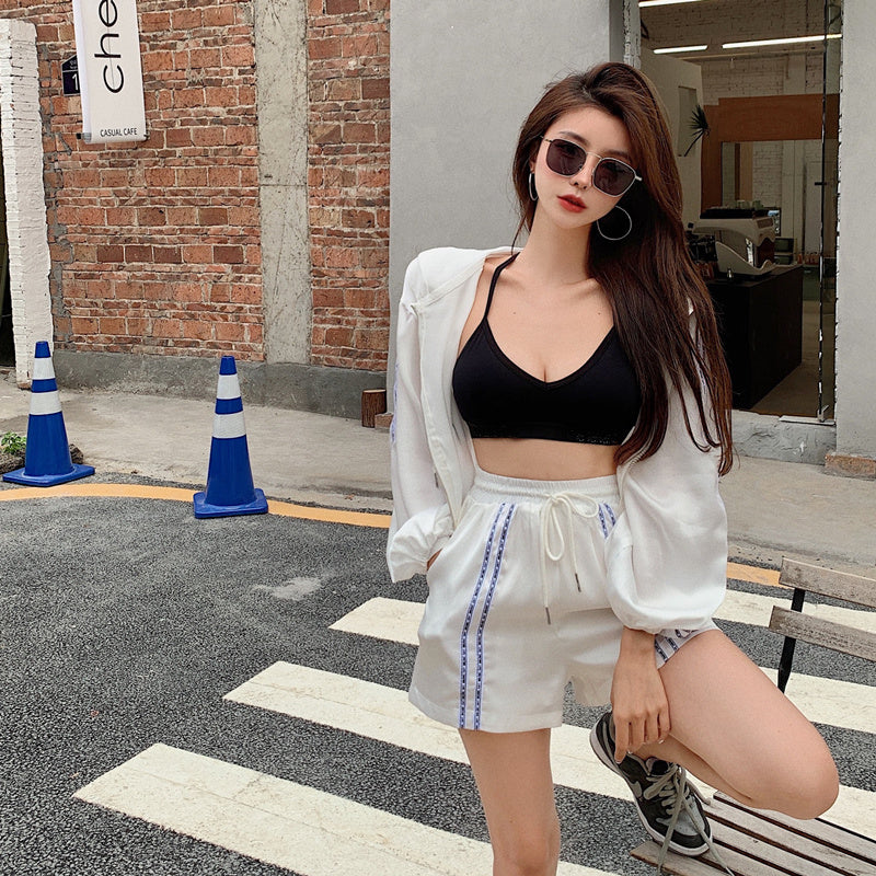 Women's Two-Piece Set – Sun Jacket & High-Waist Shorts