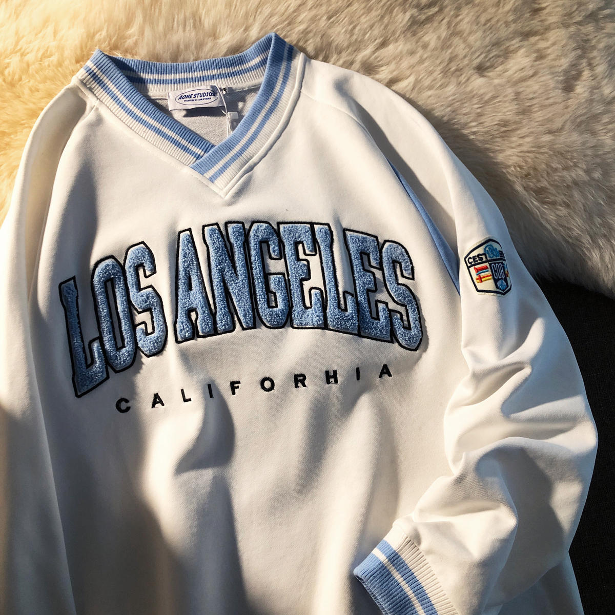 Embroidered V-neck Sweater for Men And Women