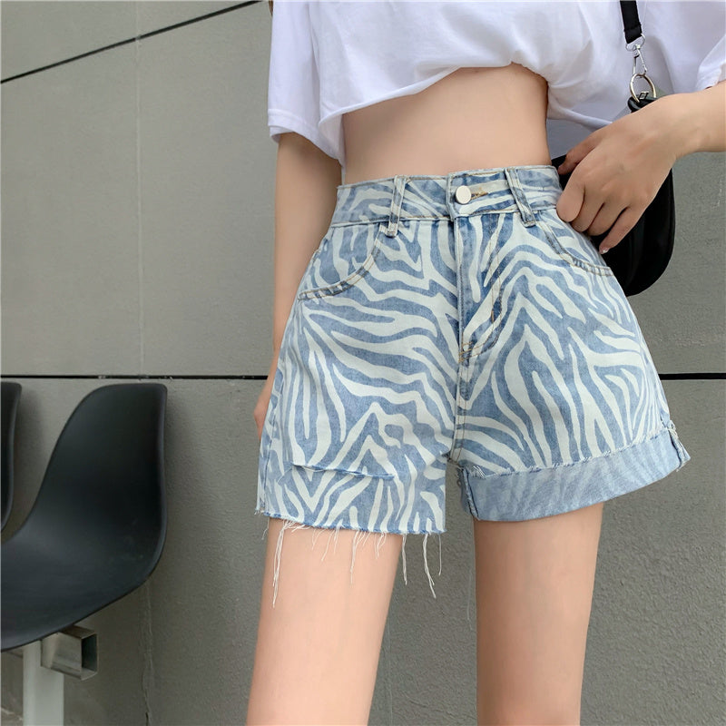 Women’s High-Waist Denim Shorts – Zebra Print, Relaxed Straight Fit