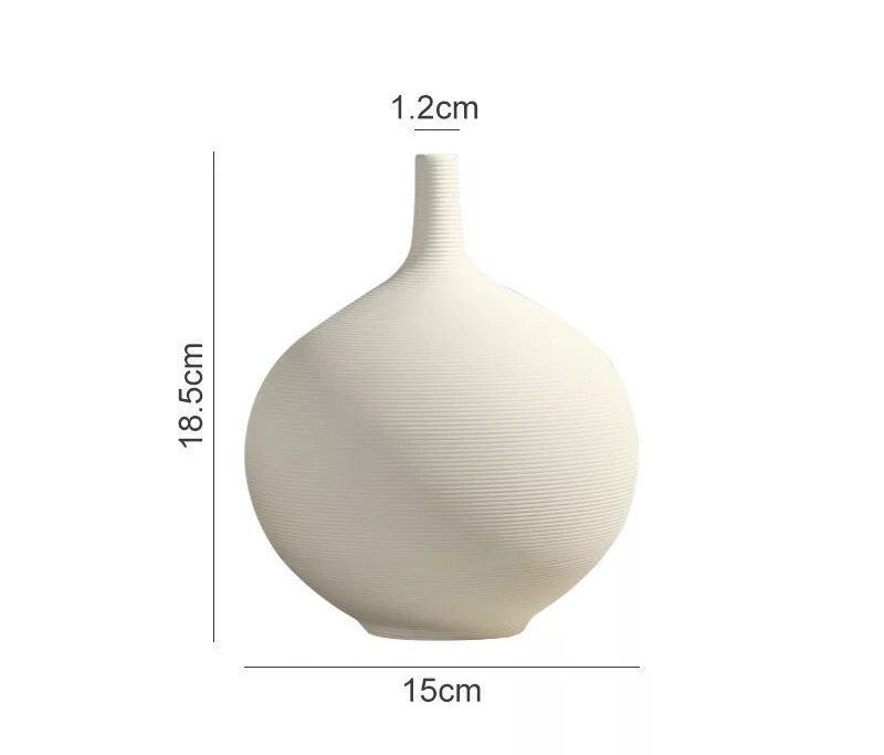Nordic White Porcelain Flower Vase Artwork Home Decoration Furnishings Round Ceramic Vase Flower Arrangement Decoration Ornament