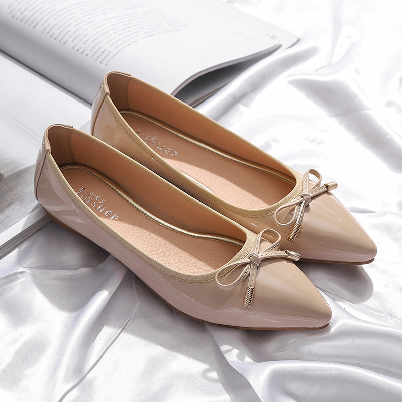 Womens Pointed Toe Patent Leather Flats With Bow Knot