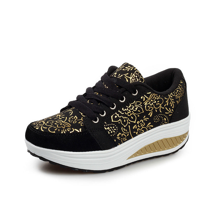 Women's Lace Up PU Sneakers Heart Design Regular Fit
