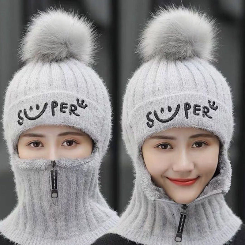 A Hat For Riding An Electric Car A Hat For Riding An Electric Car