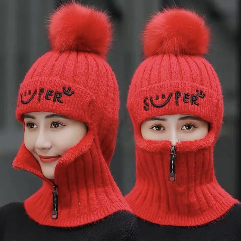 A Hat For Riding An Electric Car A Hat For Riding An Electric Car
