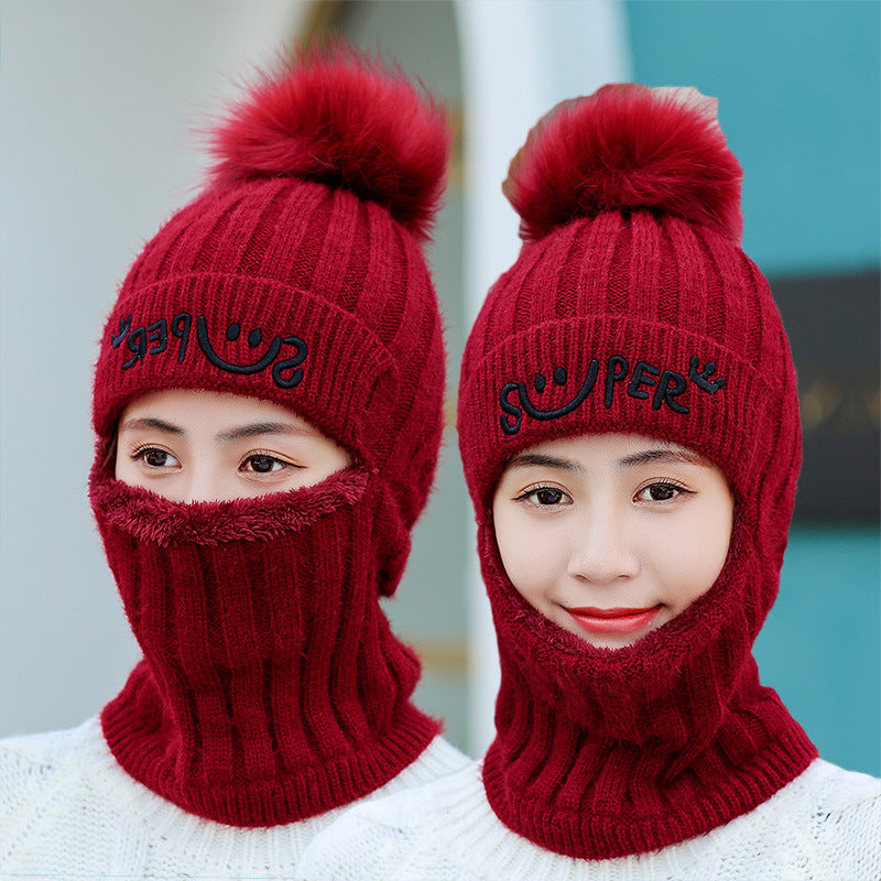 A Hat For Riding An Electric Car A Hat For Riding An Electric Car