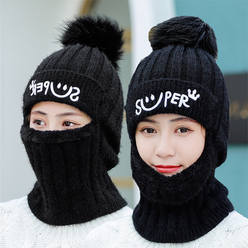 A Hat For Riding An Electric Car A Hat For Riding An Electric Car