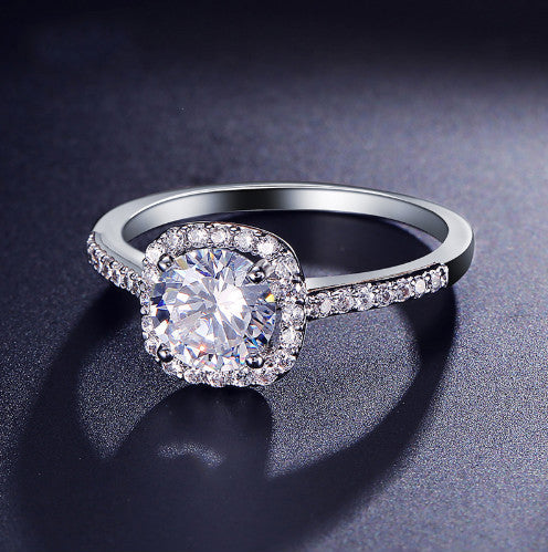 Elegant Silver-Color Square Cubic Zirconia Luxury Wedding and Engagement Ring for Women