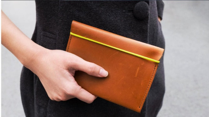 Portable Anti-lost Silicone Card Slot