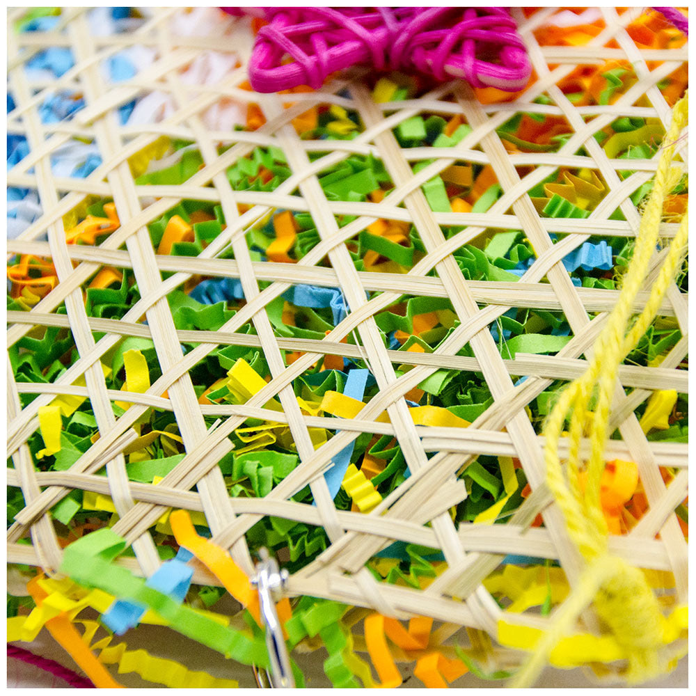 Bird Brushed Straw Chew Toy for Parrots and Small Birds