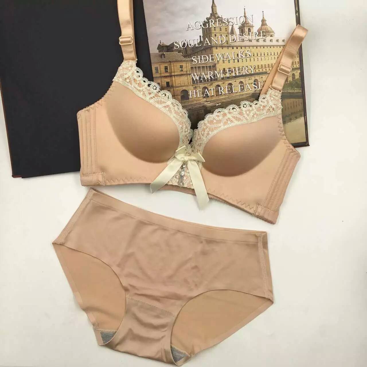 Women’s Everyday Bra – Comfortable Support