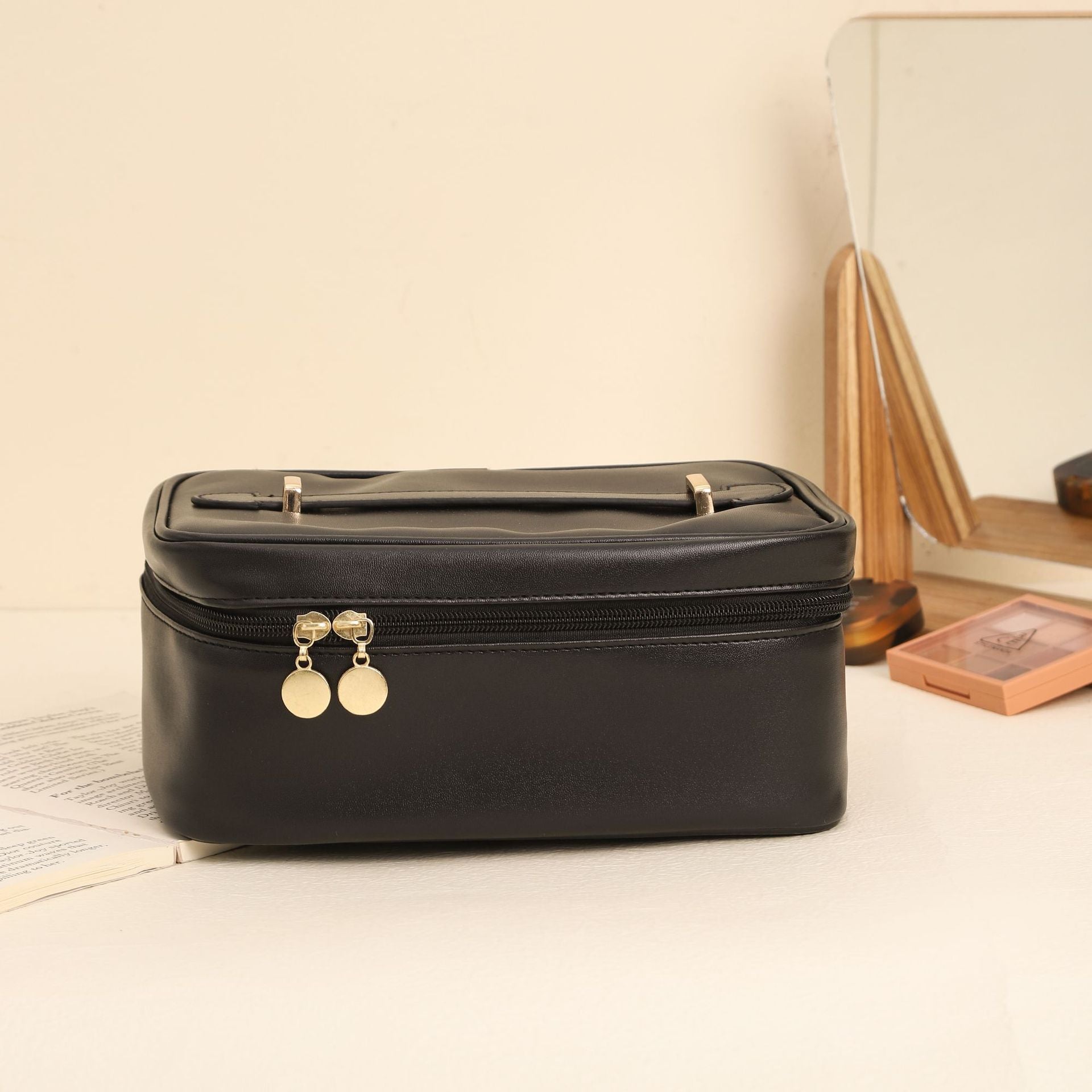 Urban Simple PU Leather Handbag – Solid Color Shoulder Bag with Polyester Lining