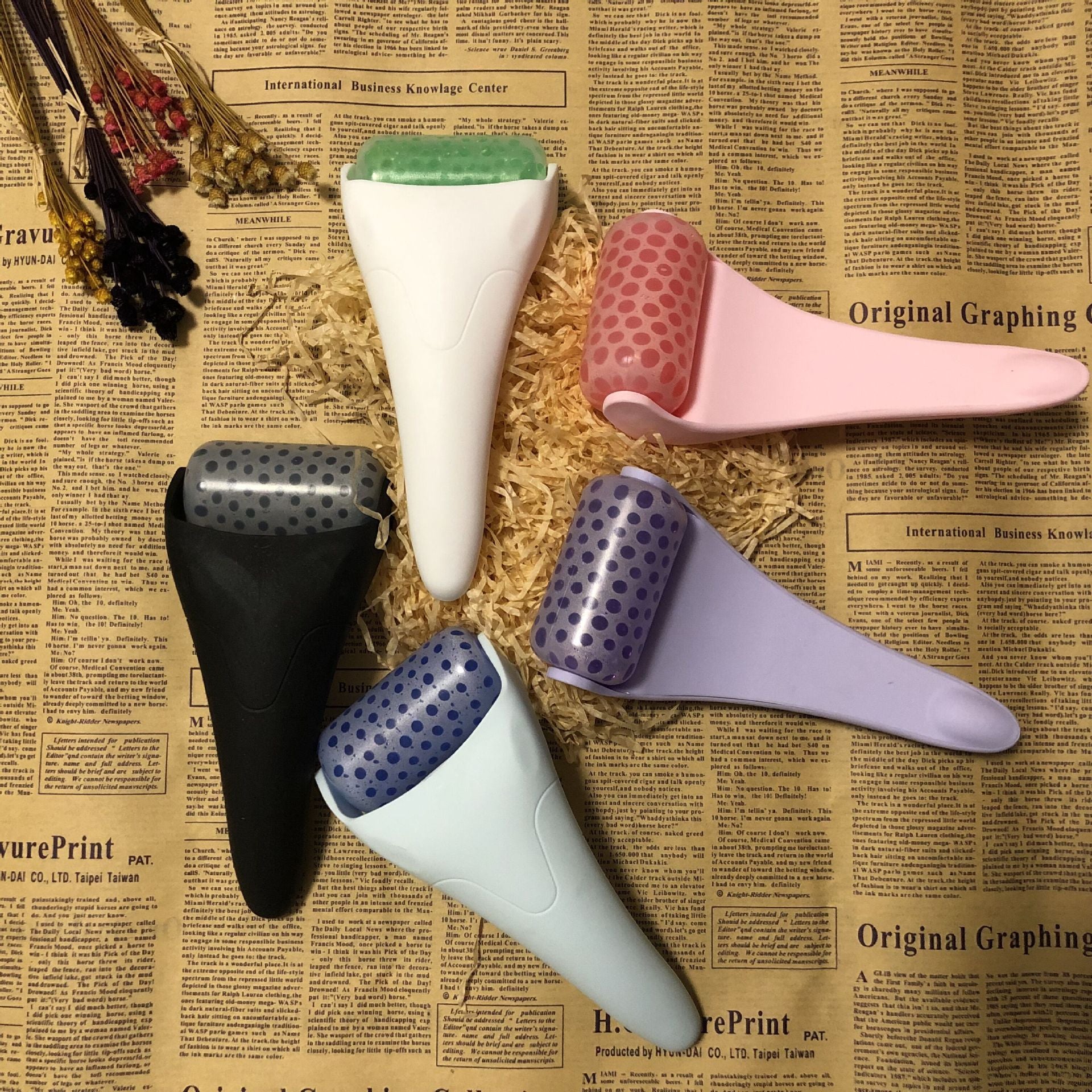 Ice Roller Face Massager – Skin Cooling & Puffiness Relief Beauty Tool