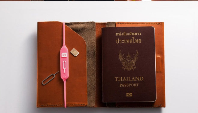 Portable Anti-lost Silicone Card Slot