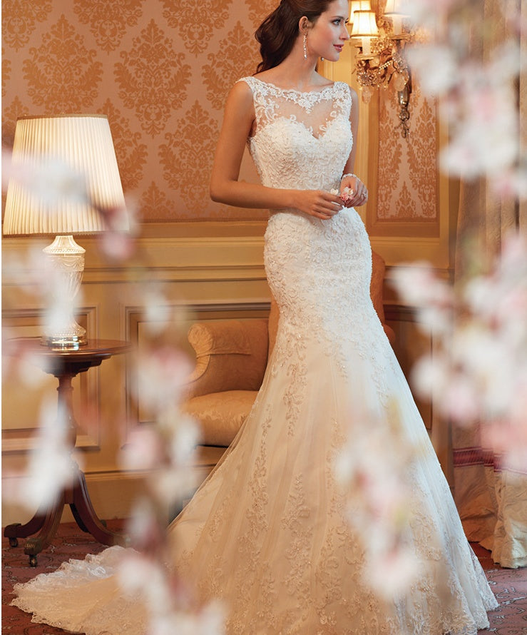 Sleeveless White Lace Fishtail Wedding Evening Dress